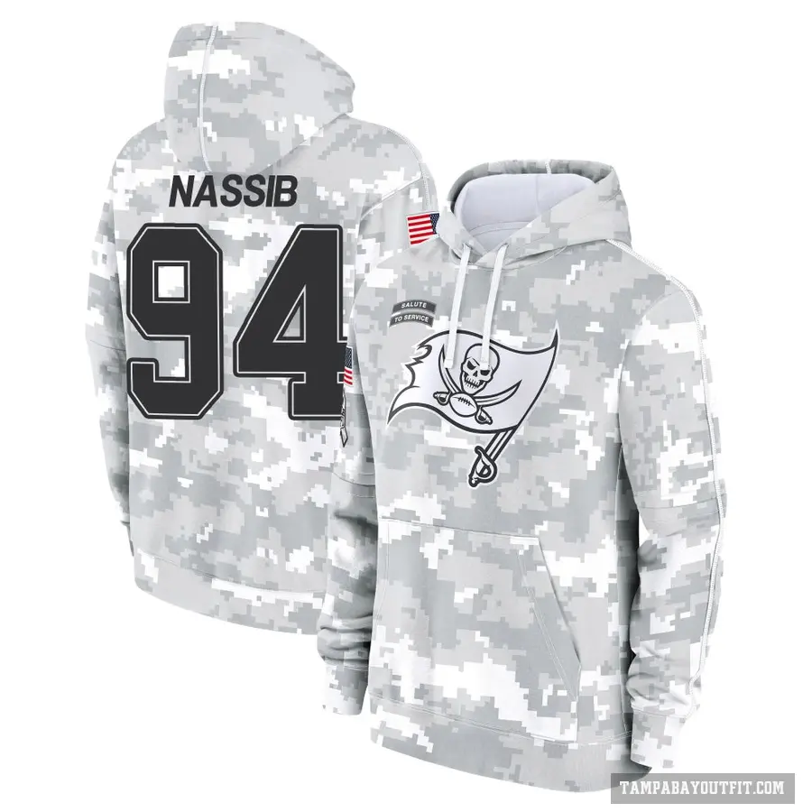 Men's ＃94 Carl Nassib Tampa Bay Buccaneers Arctic Camo 2024 Salute to Service Club Fleece Pullover Hoodie
